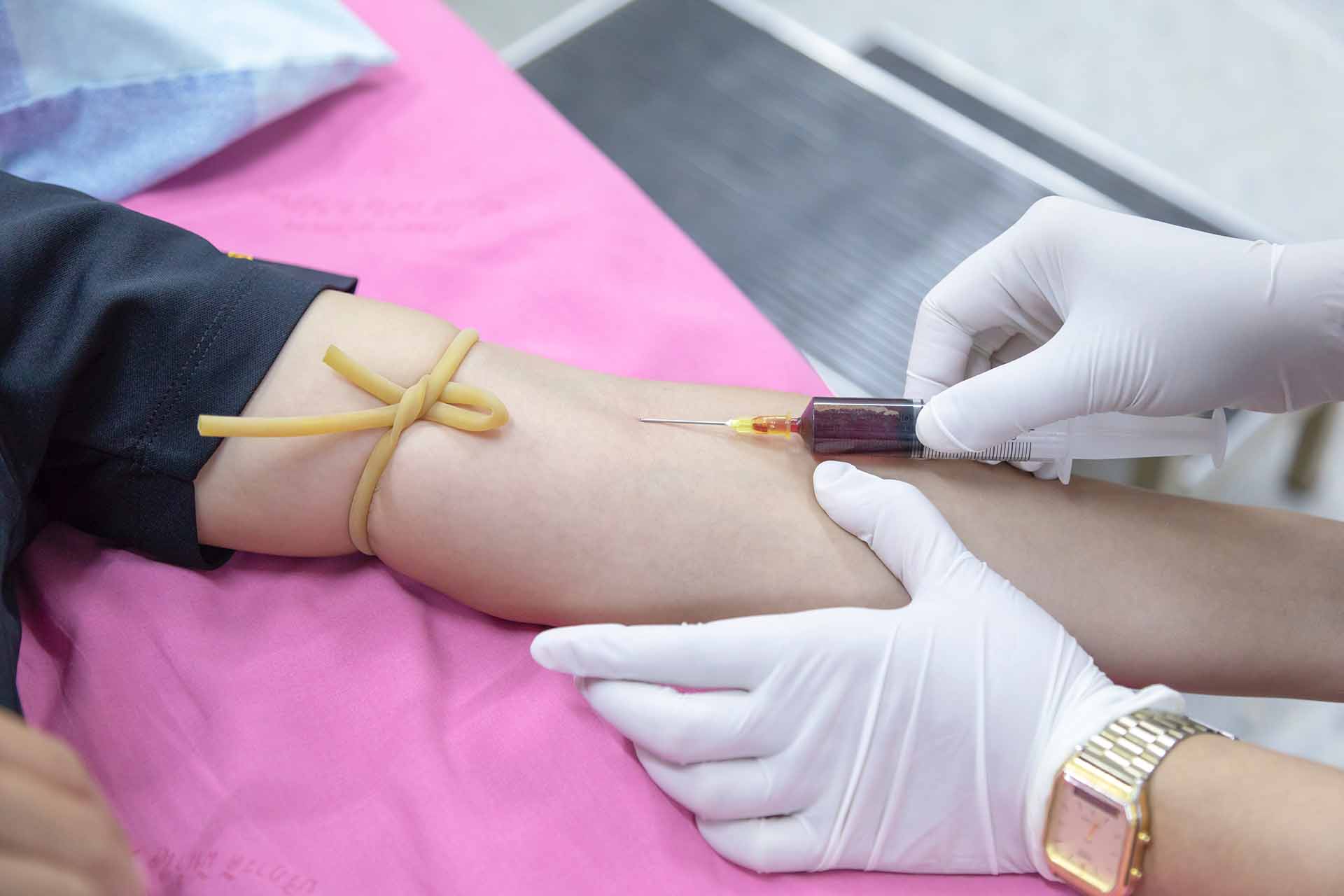 Sweden’s Blood Bank Texts You Whenever your Blood Saves a Life